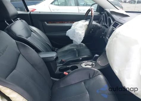 2010 Chrysler Sebring Limited z USA, uszkodzony, nr VIN 1C3BC6EV9AN122372